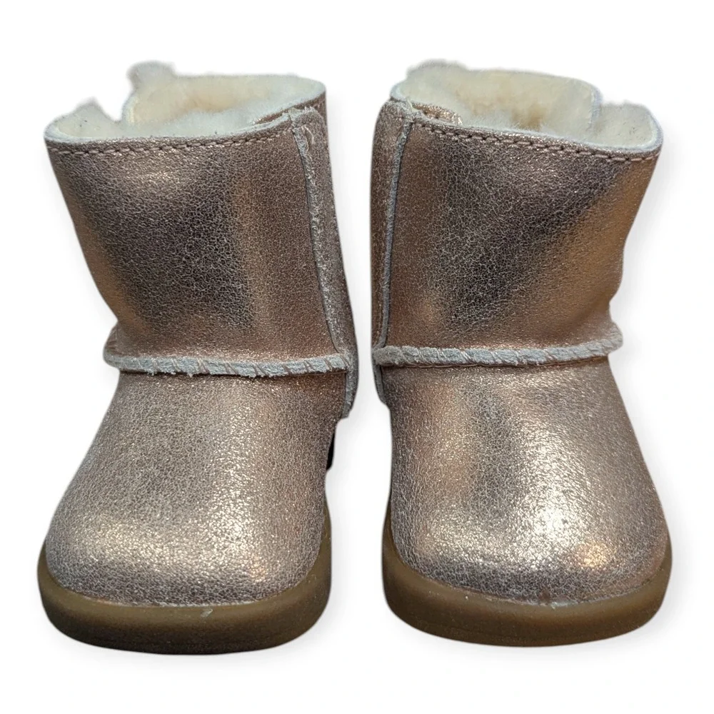 UGG Keelan‎ Metallic Glitter Infant Boots Rose Gold Pink Size 0/1 w/ Box